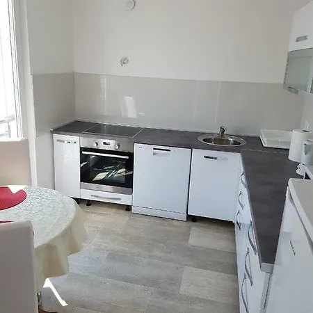 Apartman Db1 & Db2