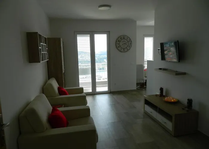 Db1 & Db2 Apartman *