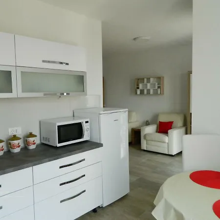 Apartment Db1 & Db2 *
